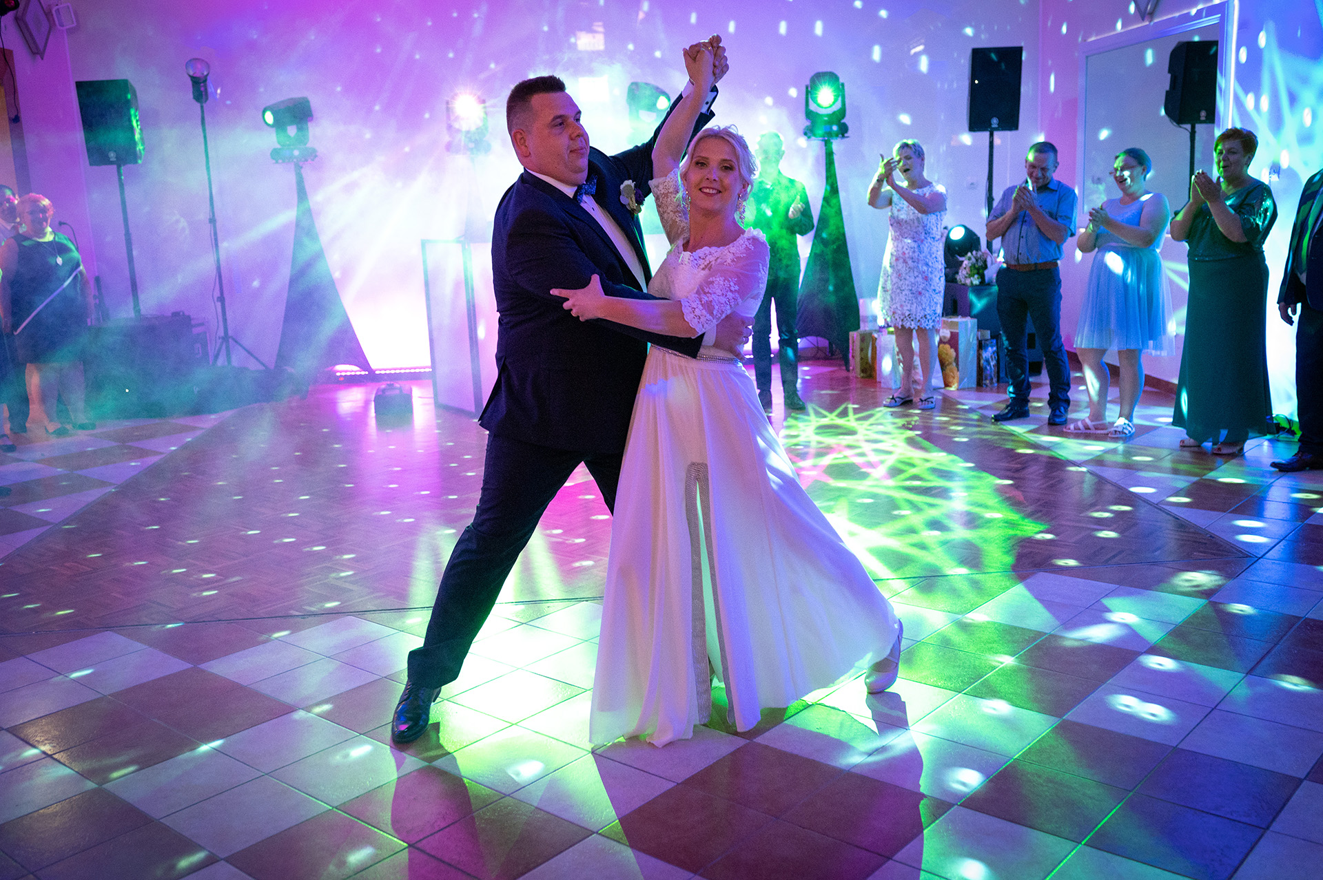 pierwszy taniec fotografia slubna swidnica walbrzych wroclaw jonczyk – wesele – 1132 pierwszy taniec wesele - fotograf ślubny - fotografia ślubna - zdjecia podczas wesela