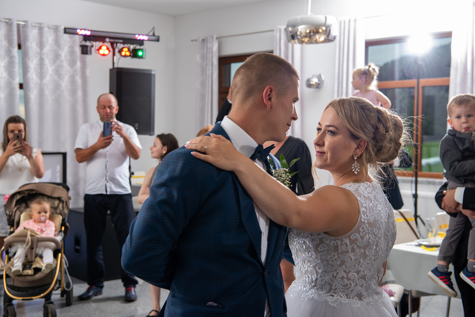 pierwszy taniec fotografia slubna swidnica walbrzych wroclaw jonczyk – wesele – 1264 pierwszy taniec wesele - fotograf ślubny - fotografia ślubna - zdjecia podczas wesela